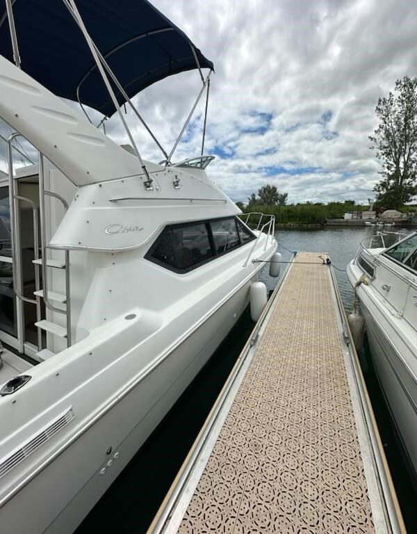 bayliner 2858 ciera command bridge (10)