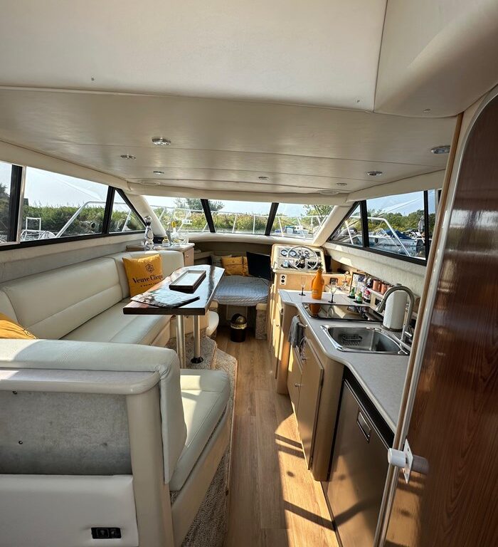 bayliner 2858 ciera command bridge (13)