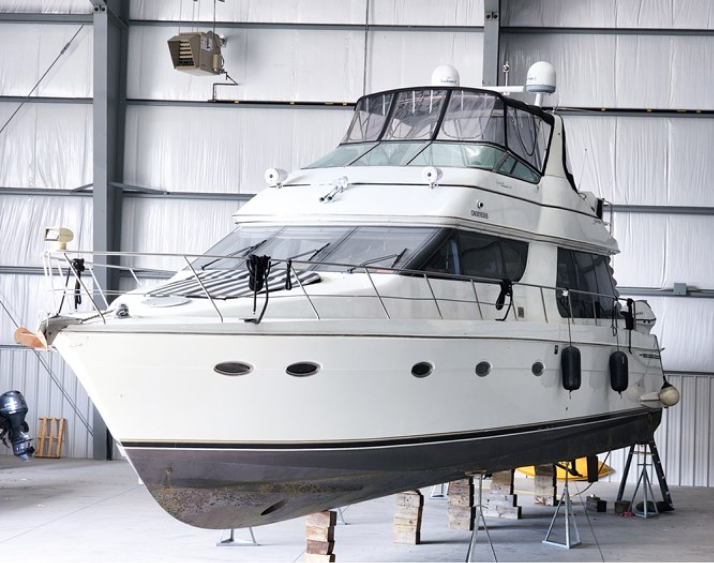 CARVER 530 VOYAGER PILOTHOUSE
