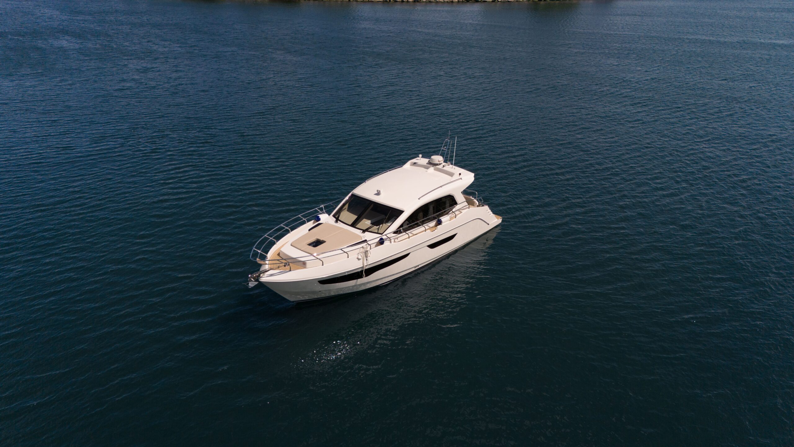 Eastar Yacht 3 min