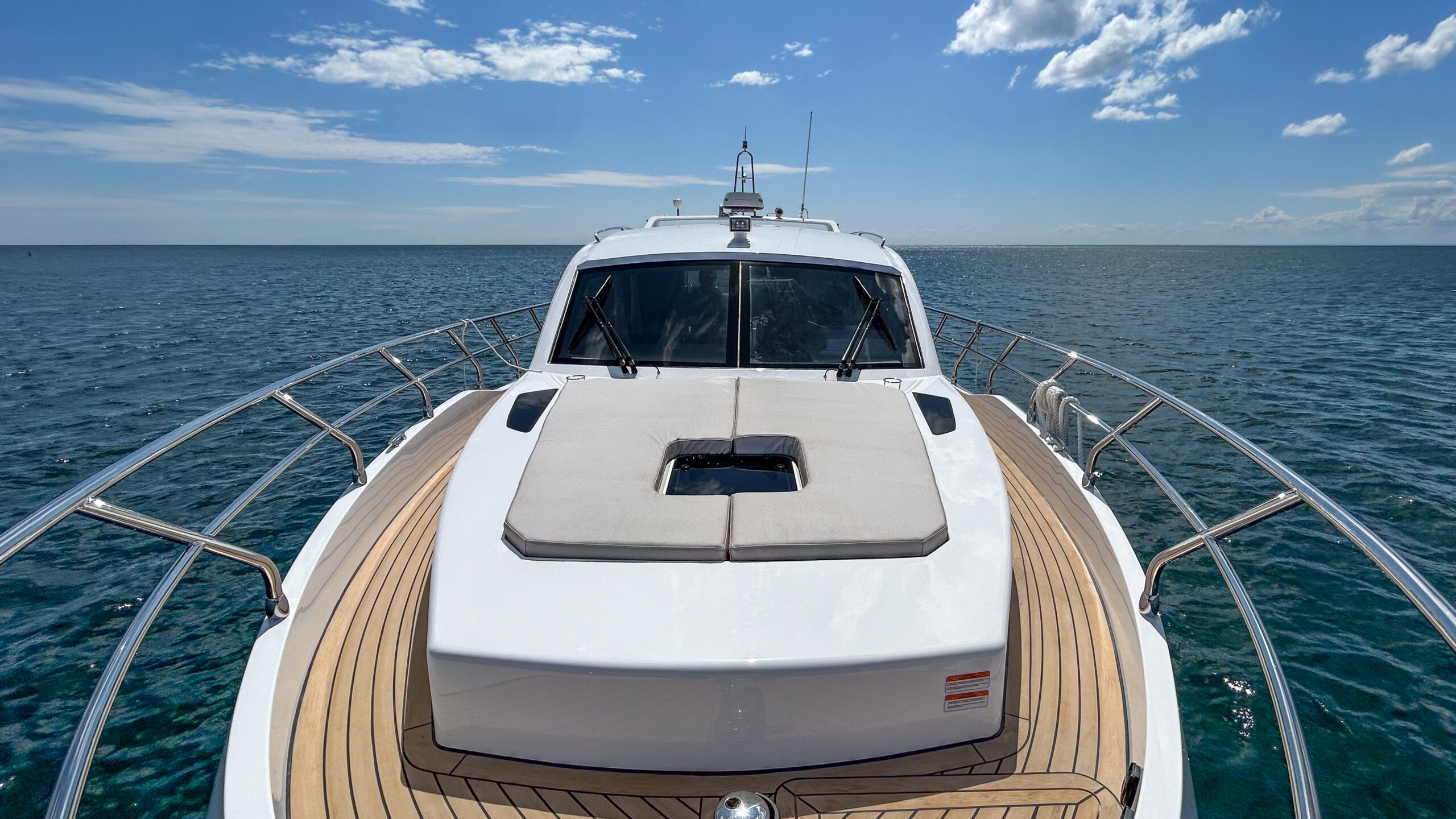 Eastar Yacht 6