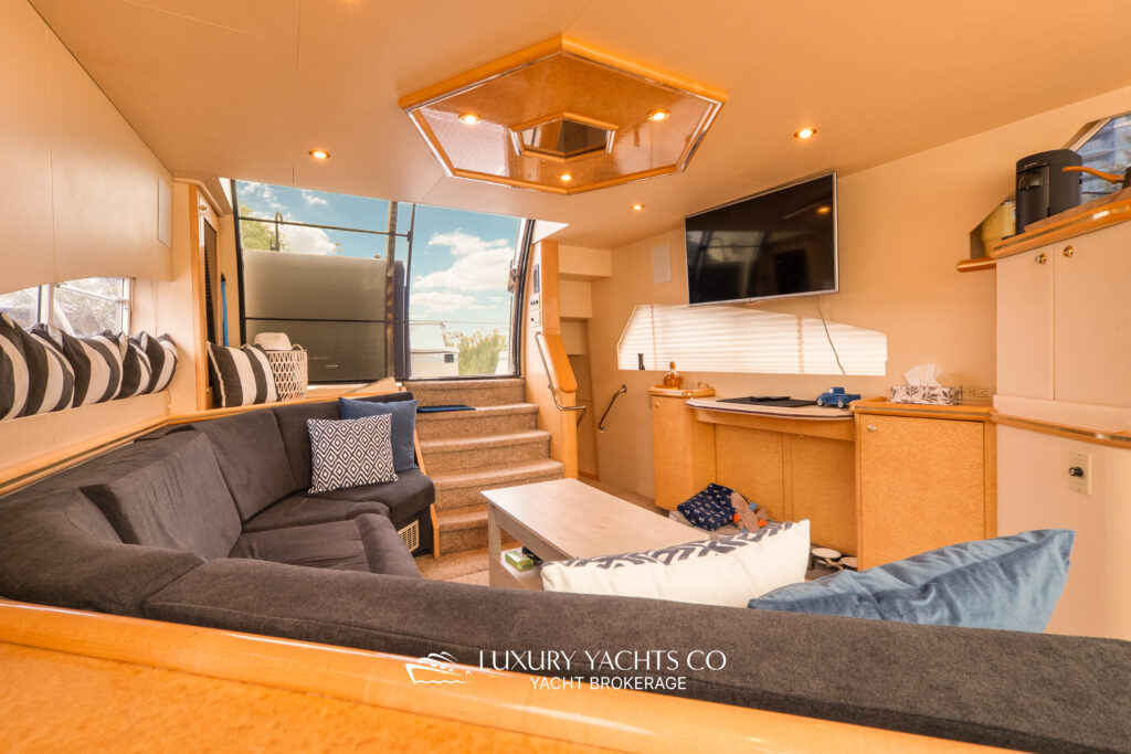 1997 Neptune Aft Cabin 43