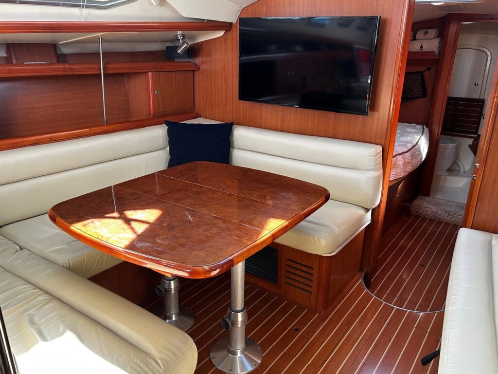 4b225030 a1ce 4831 a1b7 fbde7bdedd96