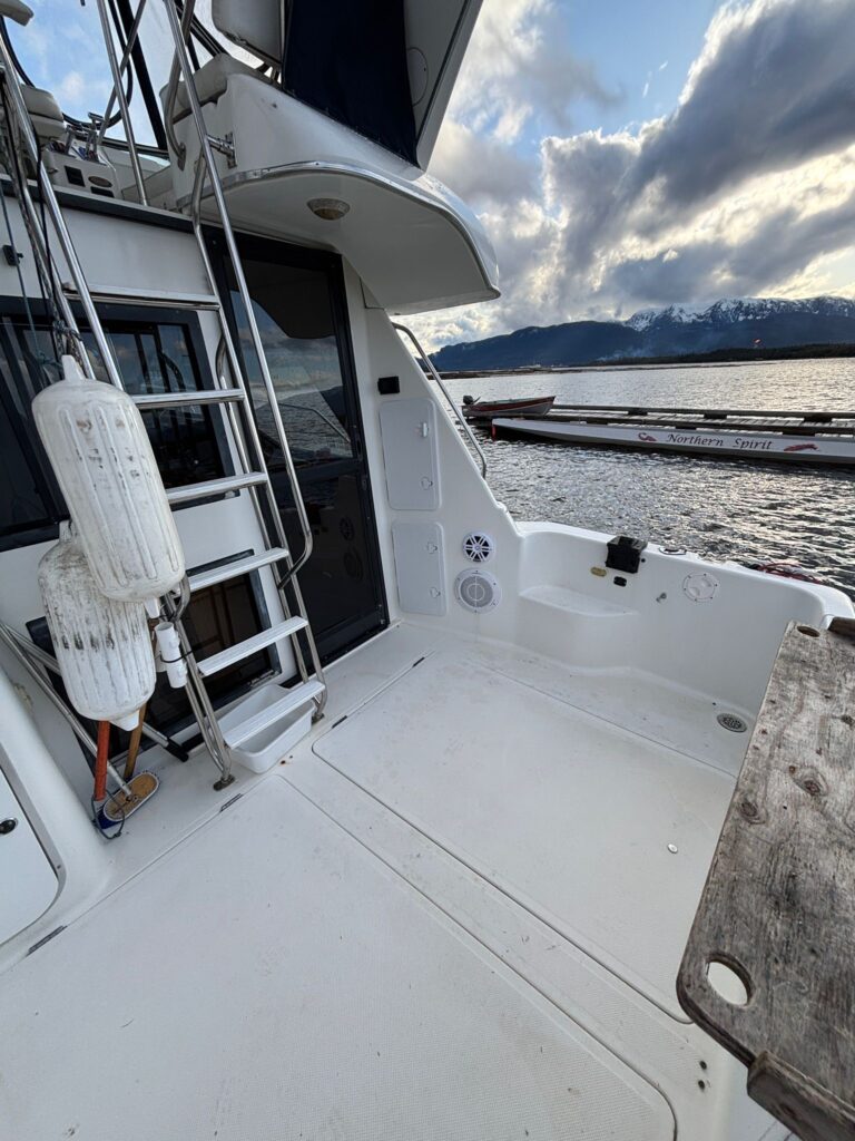 a962034b 2ca2 472d 90e2 b4f34b41b259