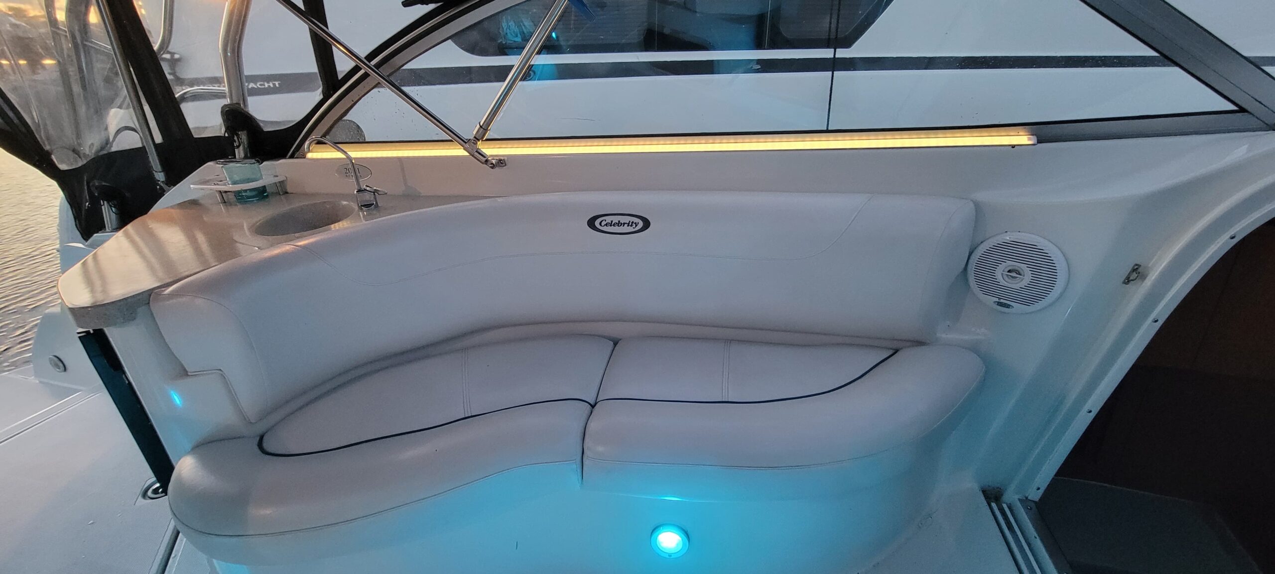 baf53498 f84a 4387 a021 feb80f8422e3