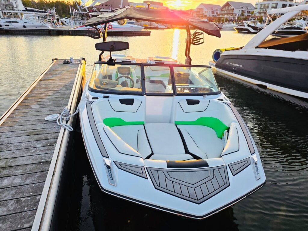 8bdf22d7 9bd1 4800 9364 f025a316d985