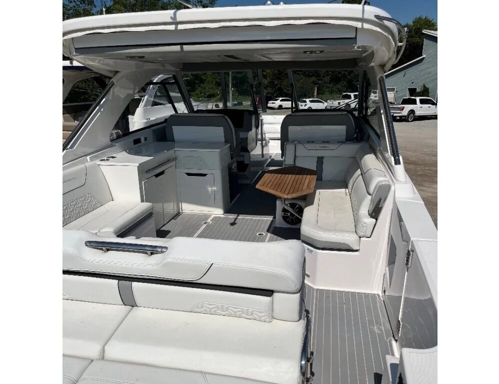 Photo 2023 09 05, 11 55 44 AM 1000x1000h